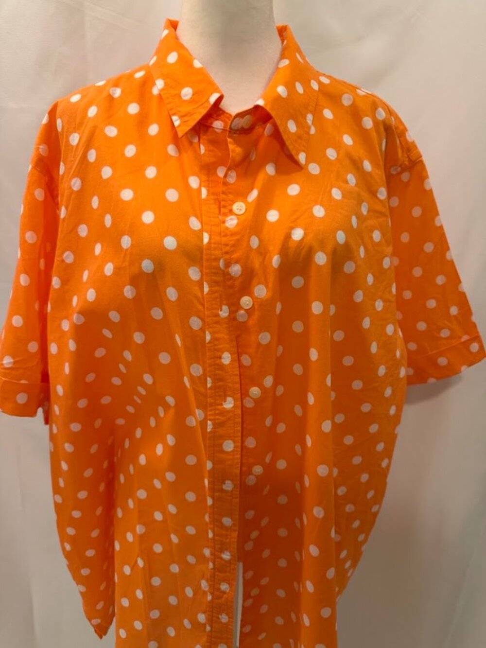Women's Orange and White Polka Dot Short-Sleeve Cotton Button-Down Shirt - 3x - Picture 2 of 16